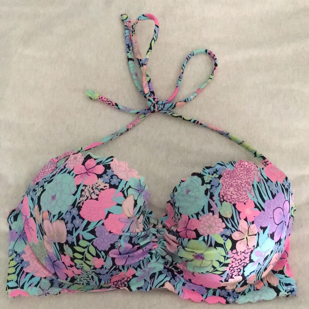 Victoria’s Secret Bathing Suit Top